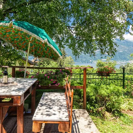 Апартаменты Nel Castagneto By Interhome